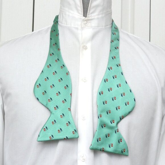 Green Silk Big Butterfly Bow Tie S533 - Picture 13 of 16